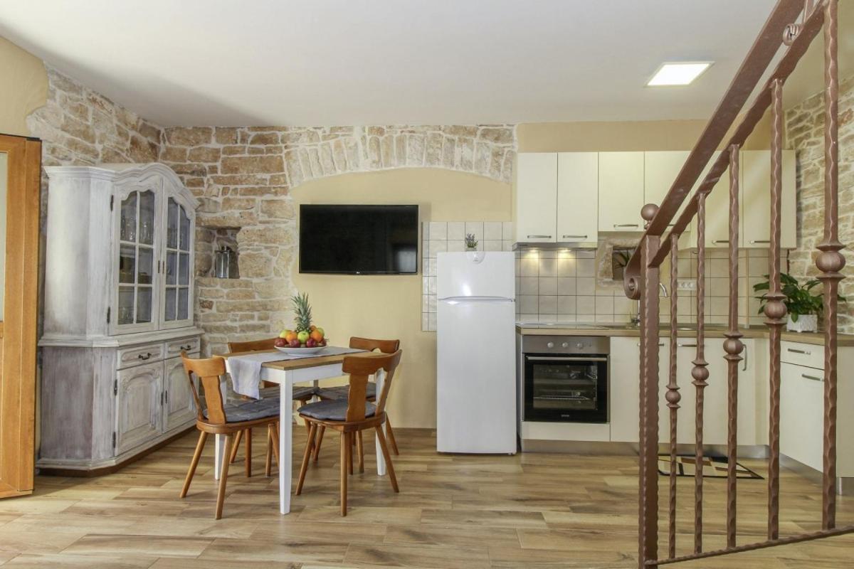 Villa Olea In Barat - Haus Fuer 6-8 Personen Kanfanar Exteriör bild