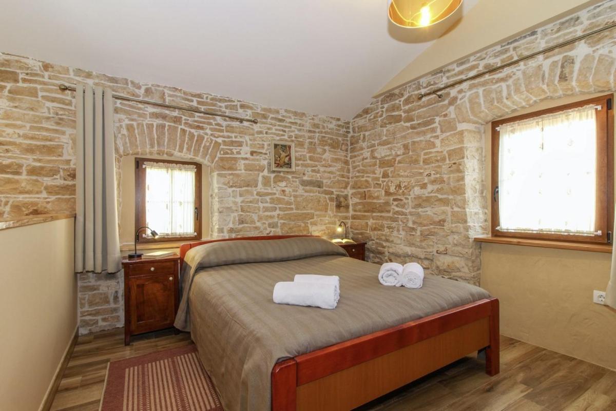 Villa Olea In Barat - Haus Fuer 6-8 Personen Kanfanar Exteriör bild
