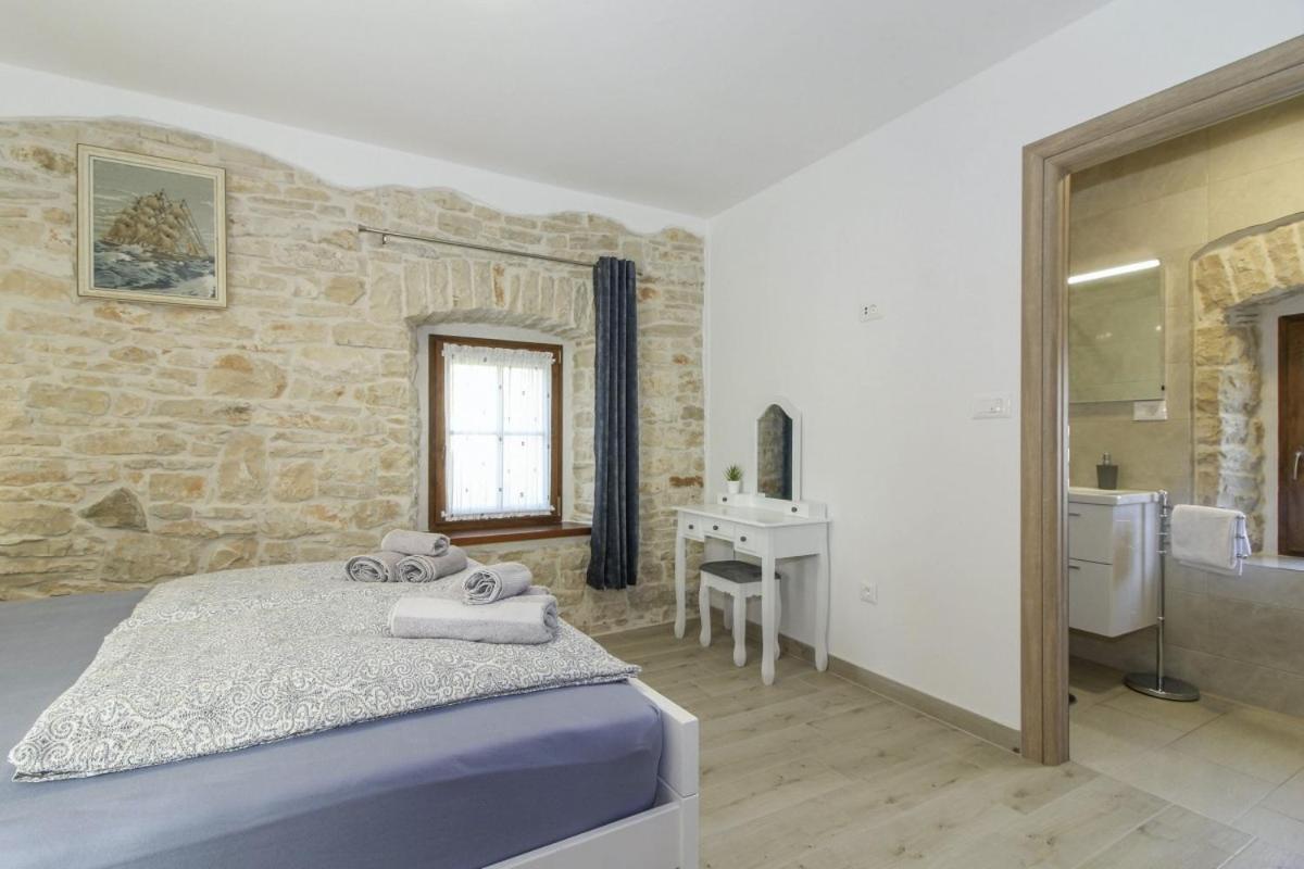 Villa Olea In Barat - Haus Fuer 6-8 Personen Kanfanar Exteriör bild