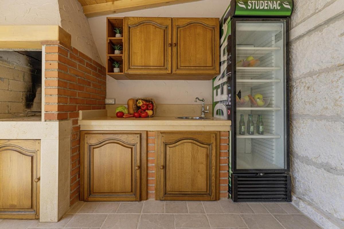 Villa Olea In Barat - Haus Fuer 6-8 Personen Kanfanar Exteriör bild
